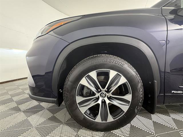 Certified 2026 Toyota Highlander XLE AWD/4WD image 24