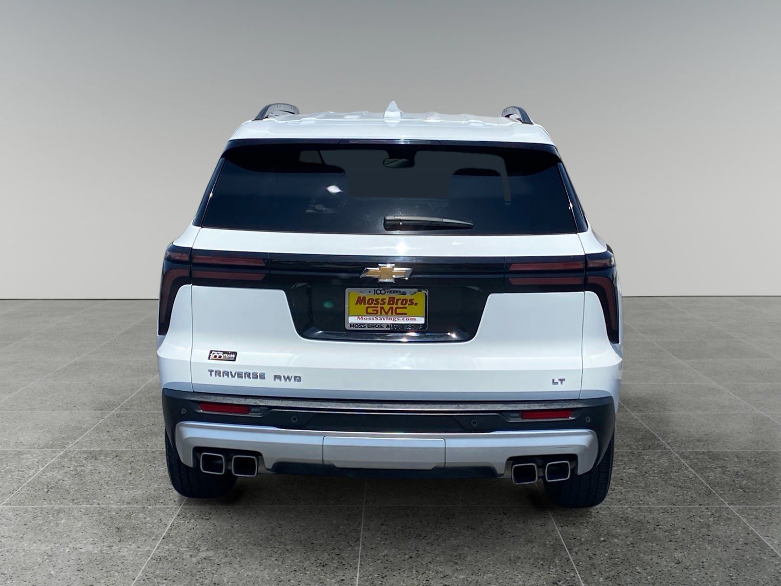 Used 2024 Chevrolet Traverse LT AWD/4WD image 4