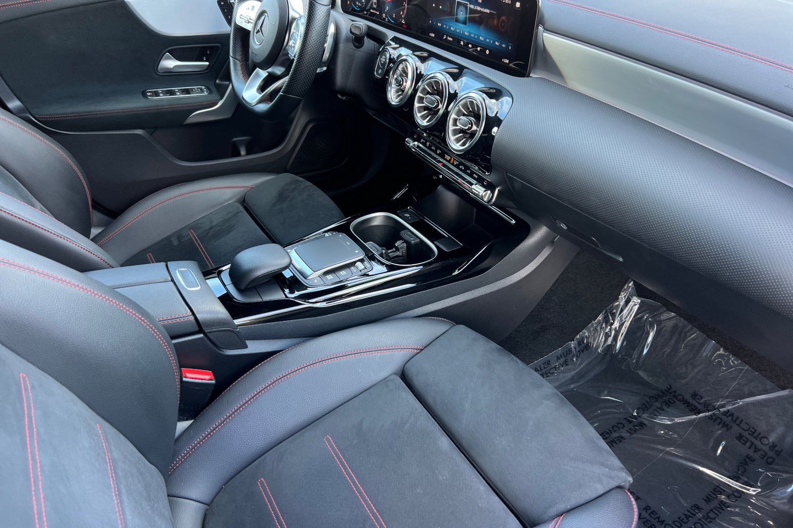 Used 2023 Mercedes-Benz CLA 35 AMG 4MATIC image 16