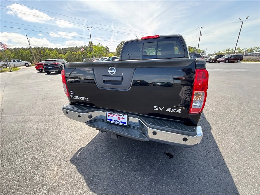 Used 2016 Nissan Frontier SV w/ SV Value Truck Package image 6