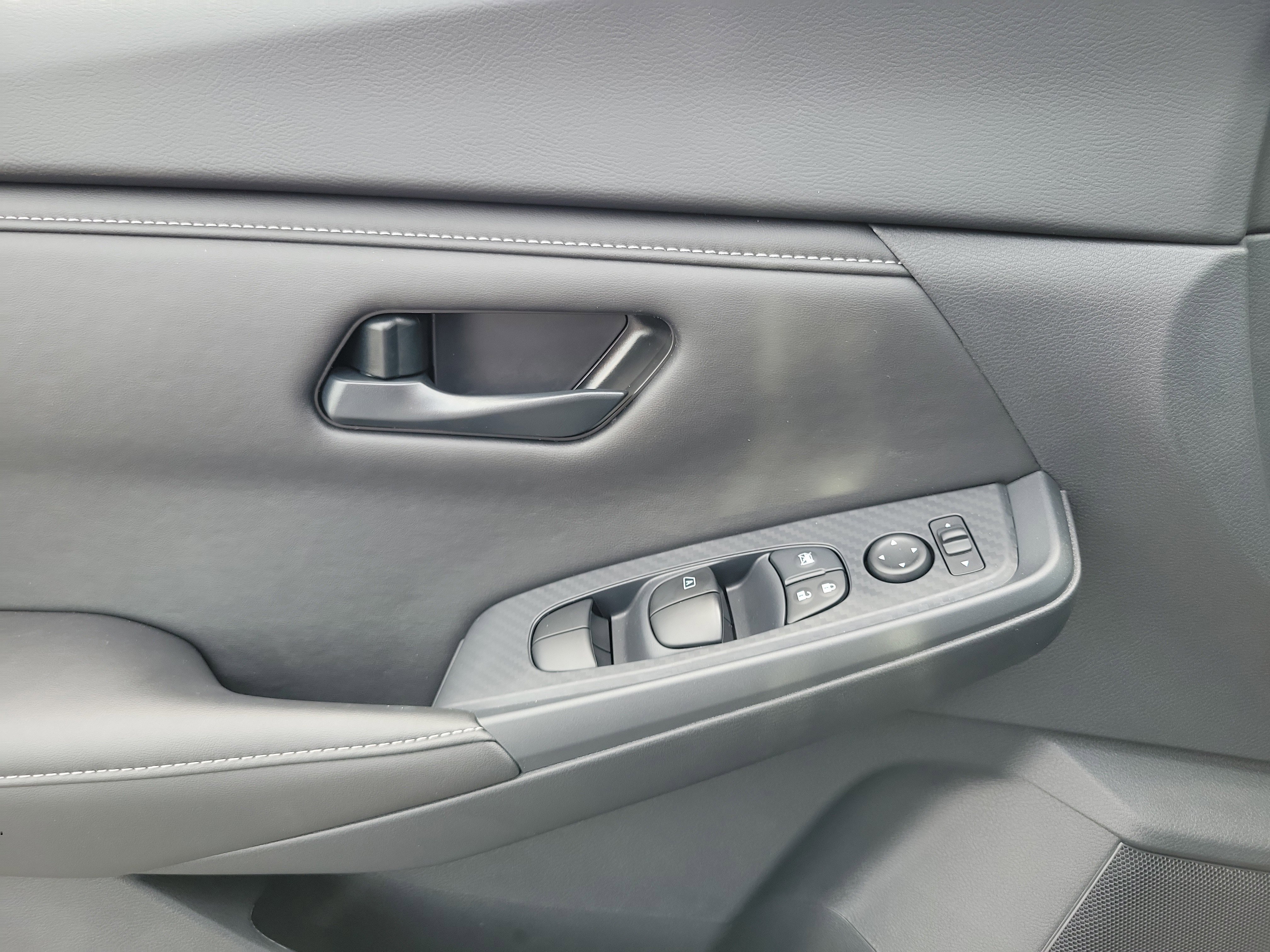 New 2025 Nissan Sentra S image 17