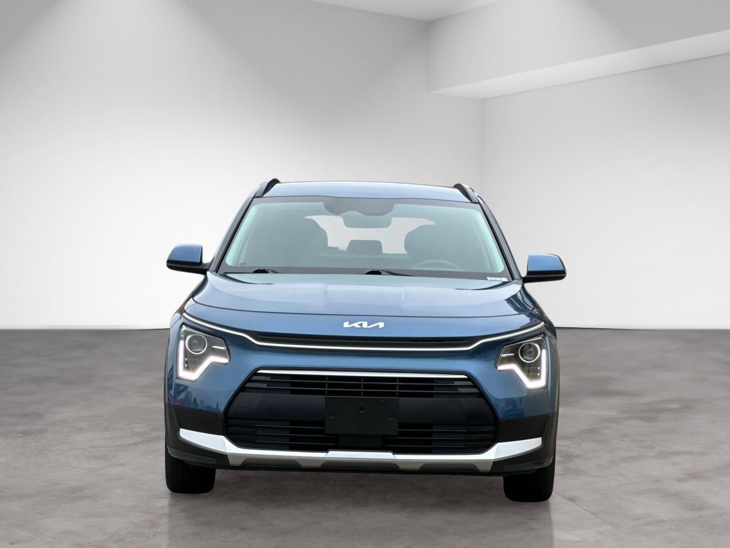 Used 2024 Kia Niro EX FWD image 9