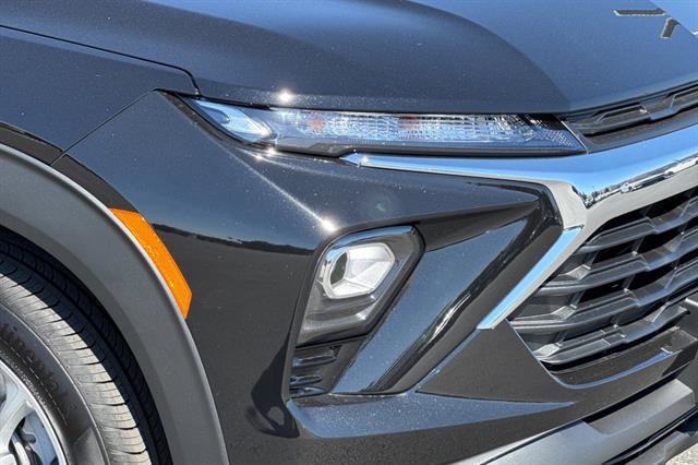 New 2026 Chevrolet TrailBlazer LS w/ LS Convenience Package FWD image 29