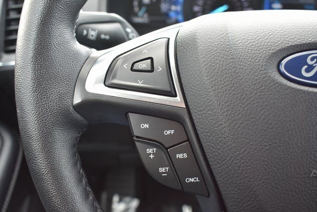 Used 2024 Ford Edge Titanium image 20