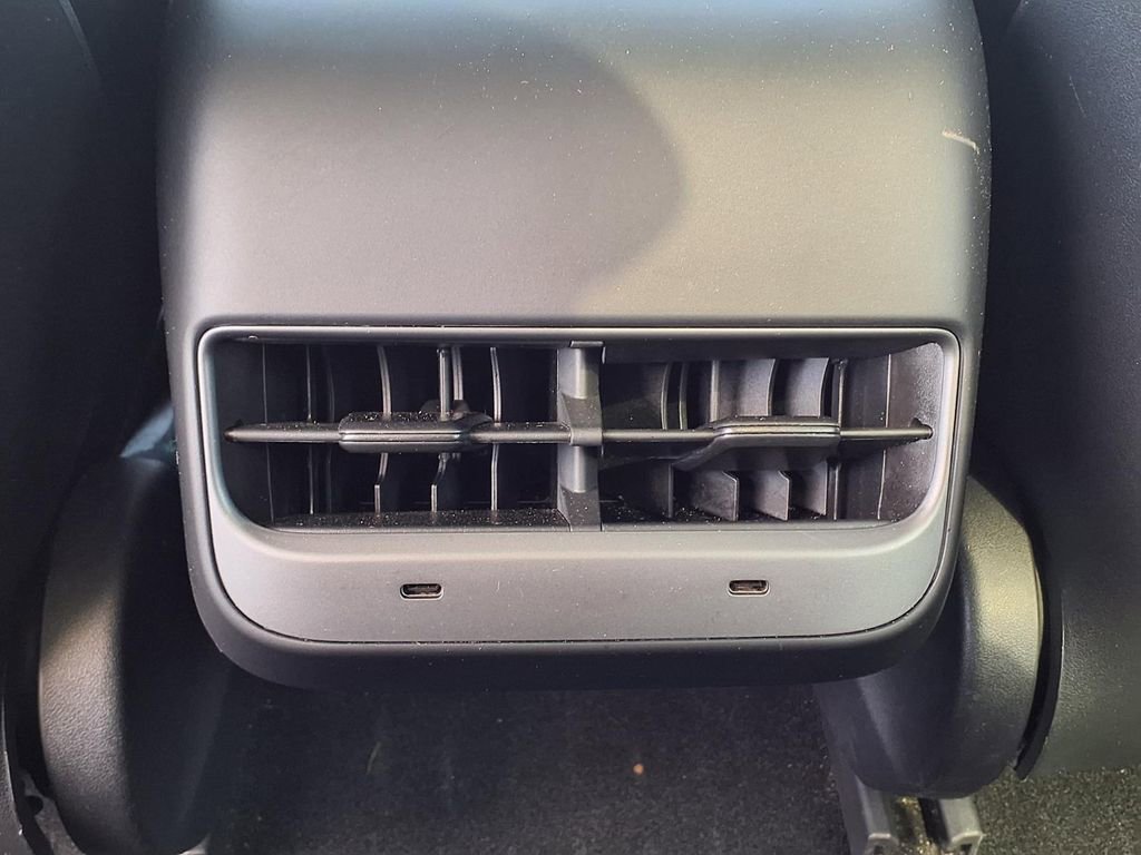 Used 2021 Tesla Model 3 Standard Range Plus RWD image 16