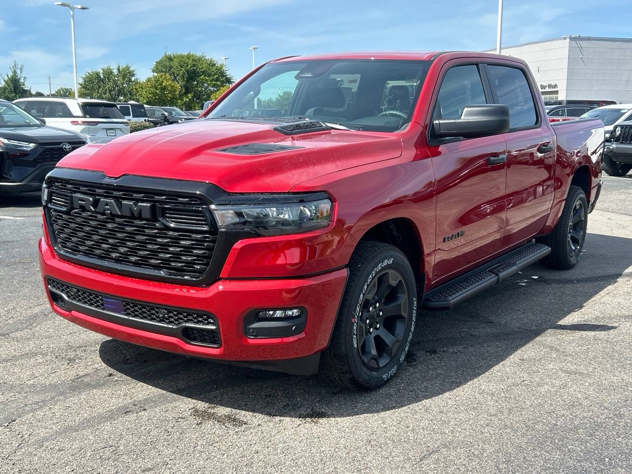 New 2026 RAM 1500 Express AWD/4WD image 7