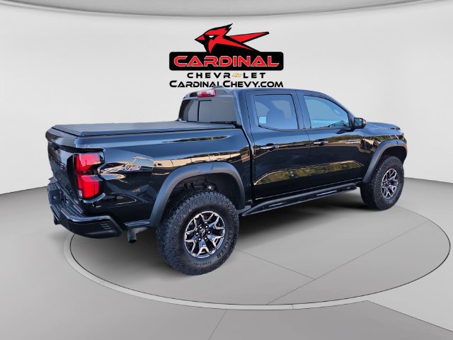 Used 2026 Chevrolet Colorado ZR2 w/ Technology Package AWD/4WD image 3