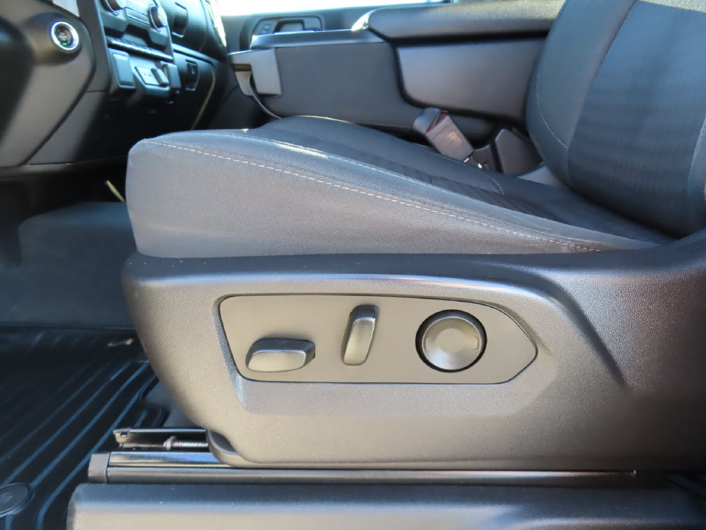 Used 2023 Chevrolet Silverado 1500 Custom AWD/4WD image 6