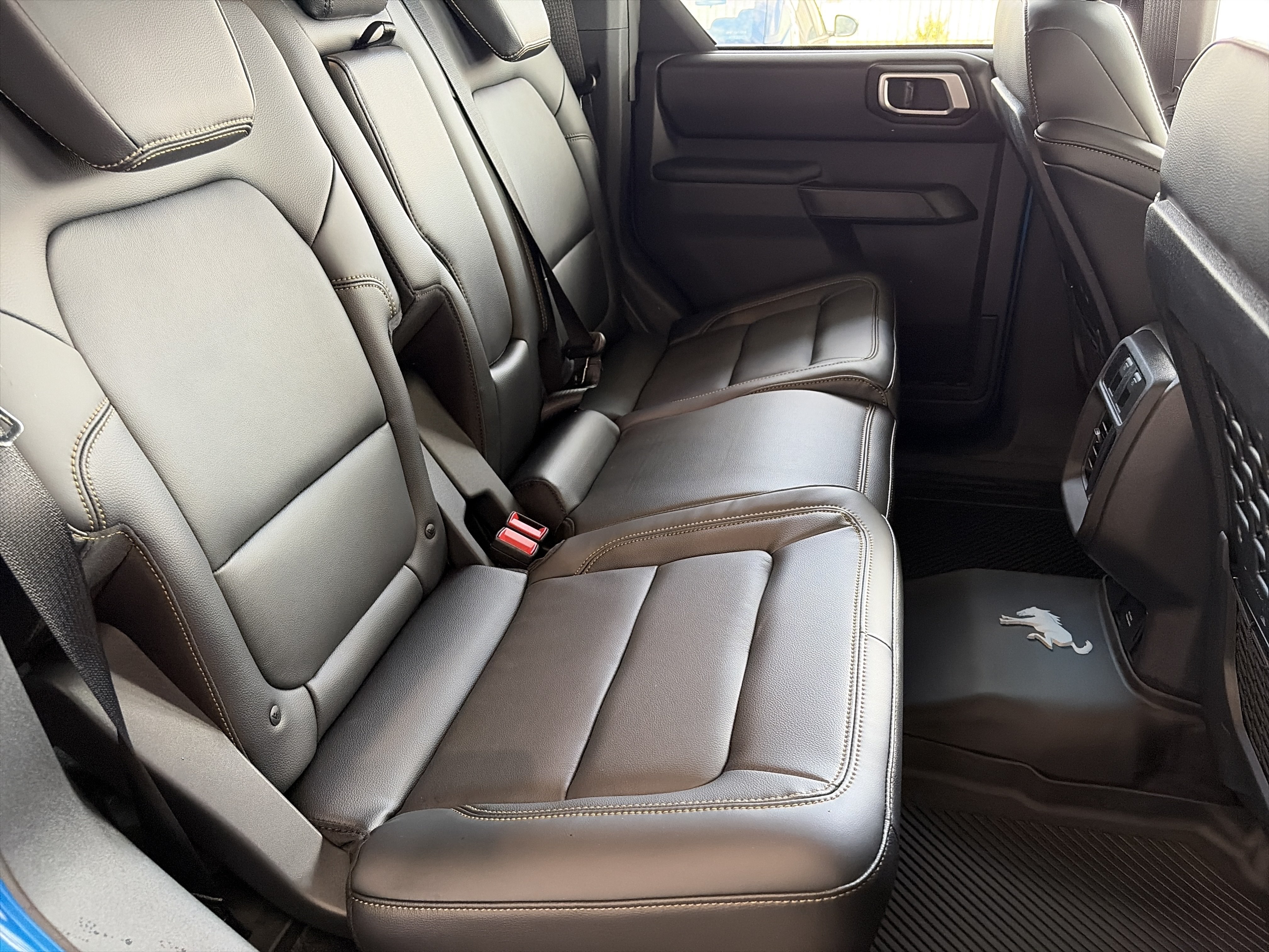 New 2026 Ford Bronco Badlands AWD/4WD image 11