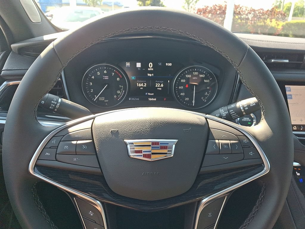 New 2026 Cadillac XT5 Premium Luxury w/ Driver Assist Package AWD/4WD image 9