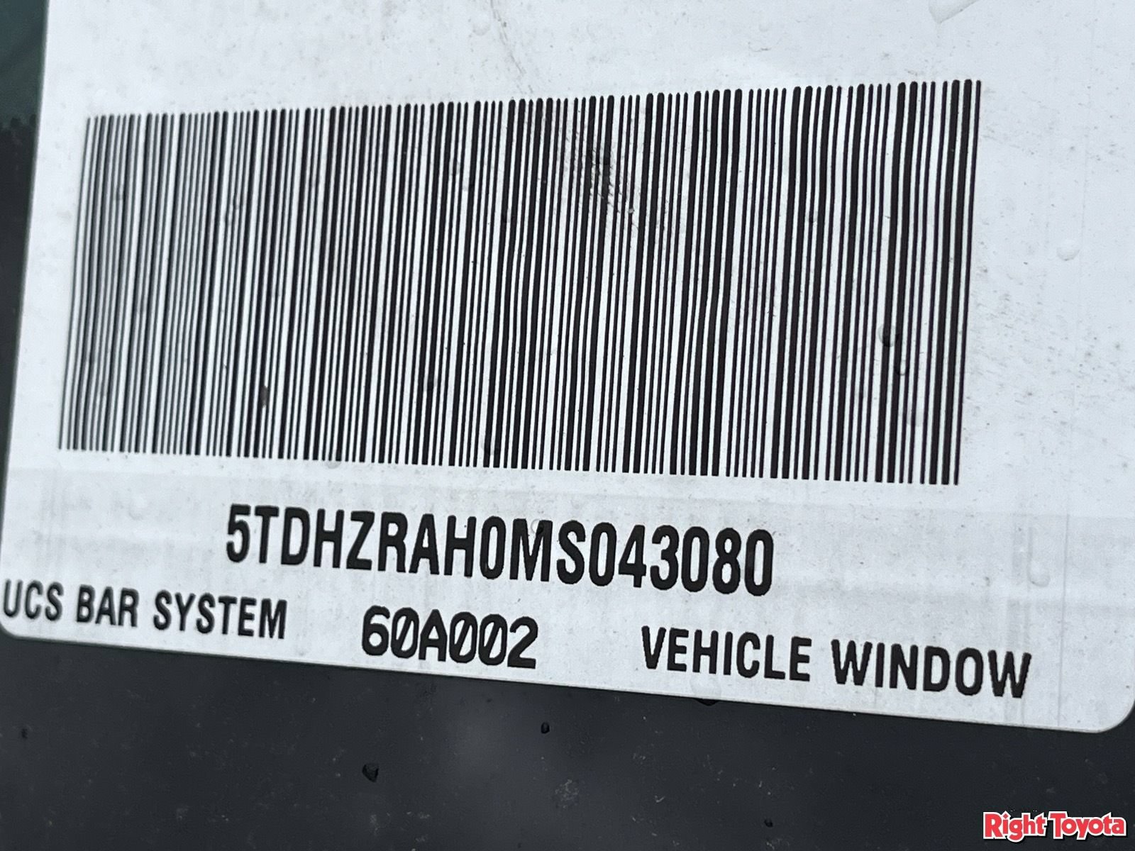 Certified 2021 Toyota Highlander XLE FWD image 35