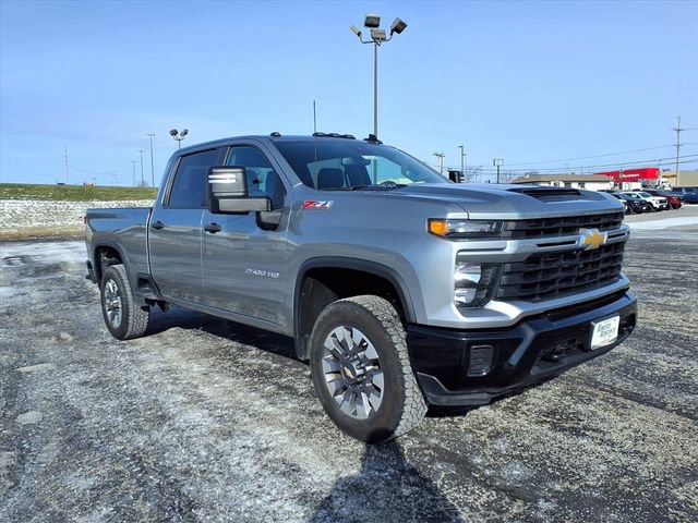 Used 2024 Chevrolet Silverado 2500 Custom w/ Custom Value Package image 5