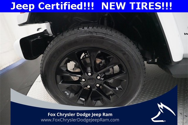 Used 2023 Jeep Wrangler Altitude image 26