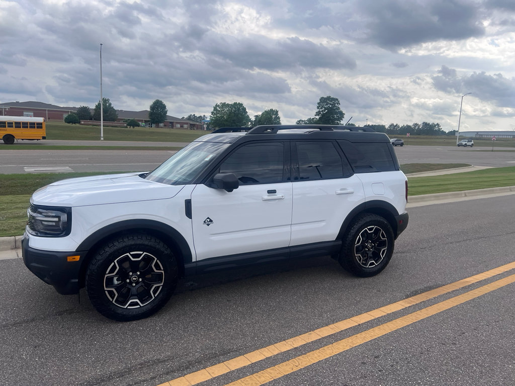 Used 2025 Ford Bronco Sport Outer Banks w/ Outer Banks Tech Package+ AWD/4WD image 13
