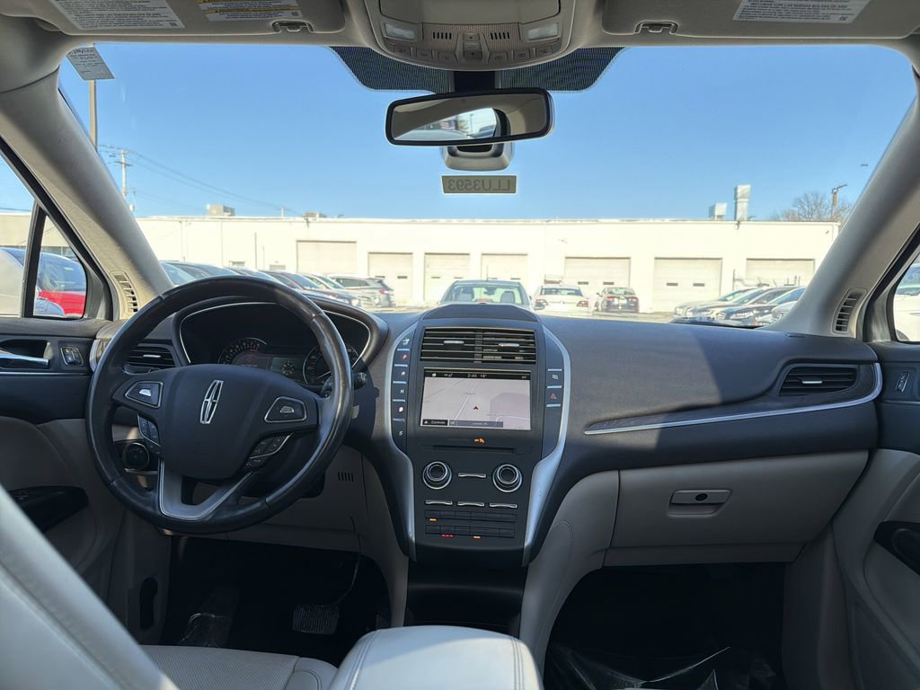 Used 2017 Lincoln MKC Reserve w/ Lincoln MKC Climate Package AWD/4WD image 18