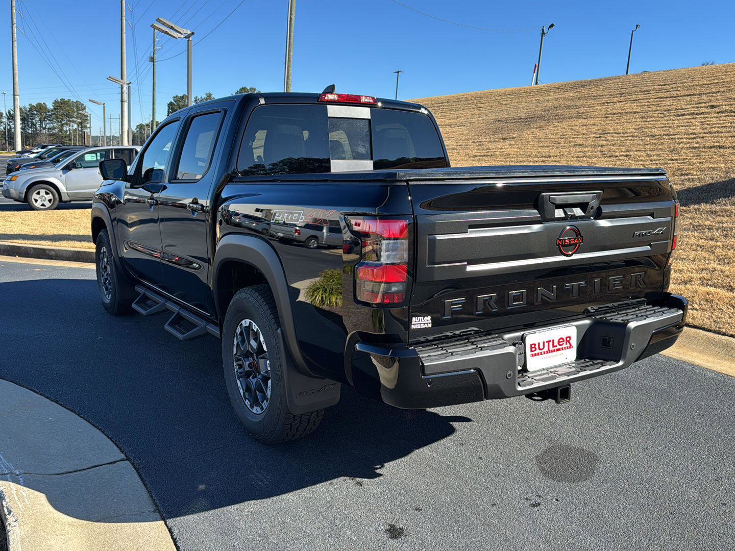 New 2026 Nissan Frontier PRO-4X w/ Pro Premium Package AWD/4WD image 4