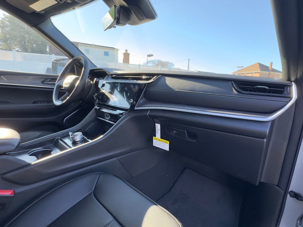 New 2026 Jeep Grand Cherokee Limited image 19