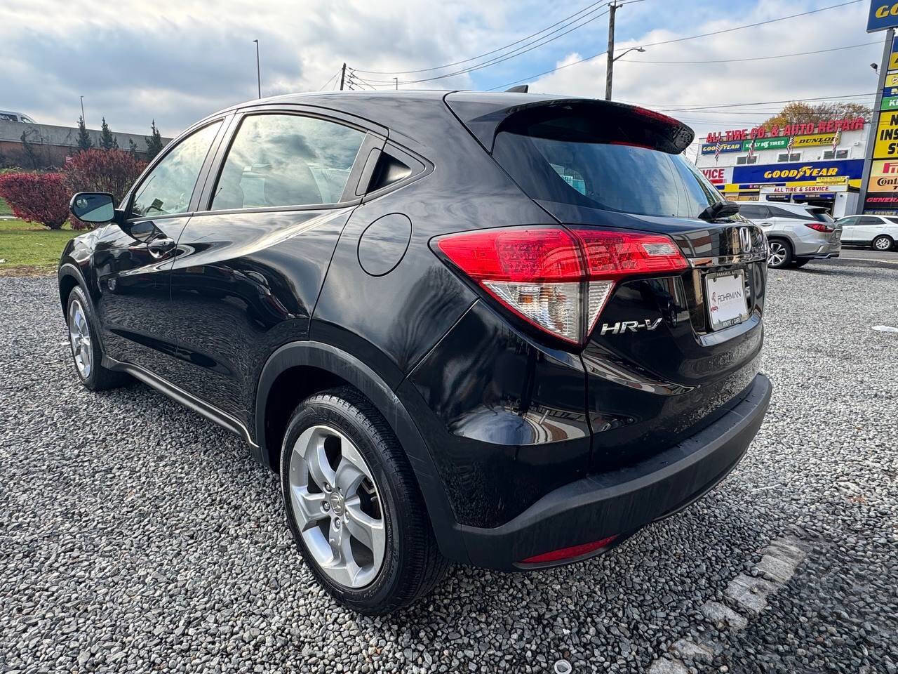 Used 2019 Honda HR-V LX image 5