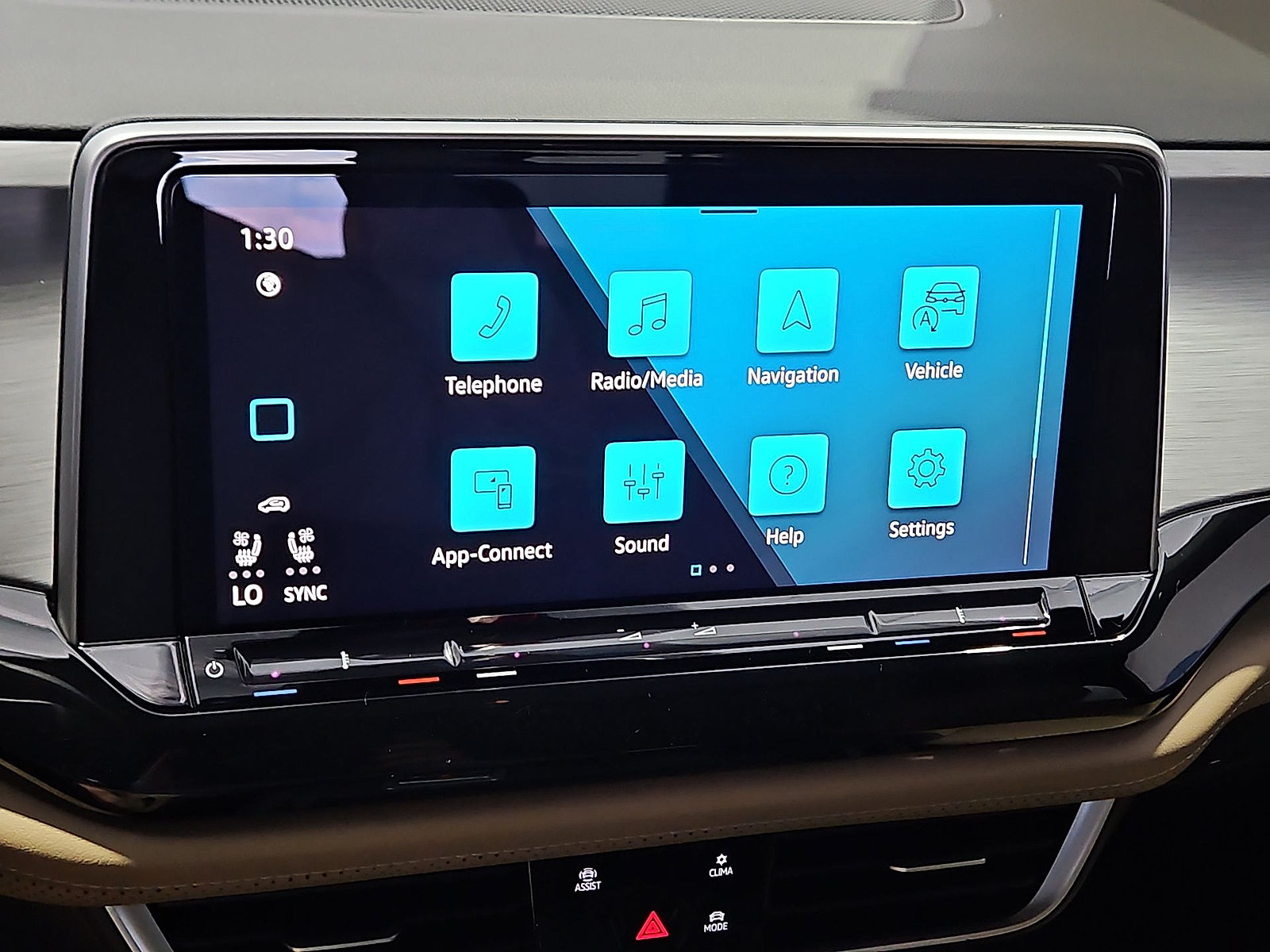 New 2026 Volkswagen Atlas Cross Sport SE FWD image 20