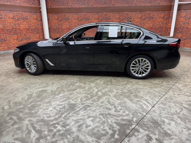 Used 2021 BMW 540i xDrive w/ Convenience Package image 2