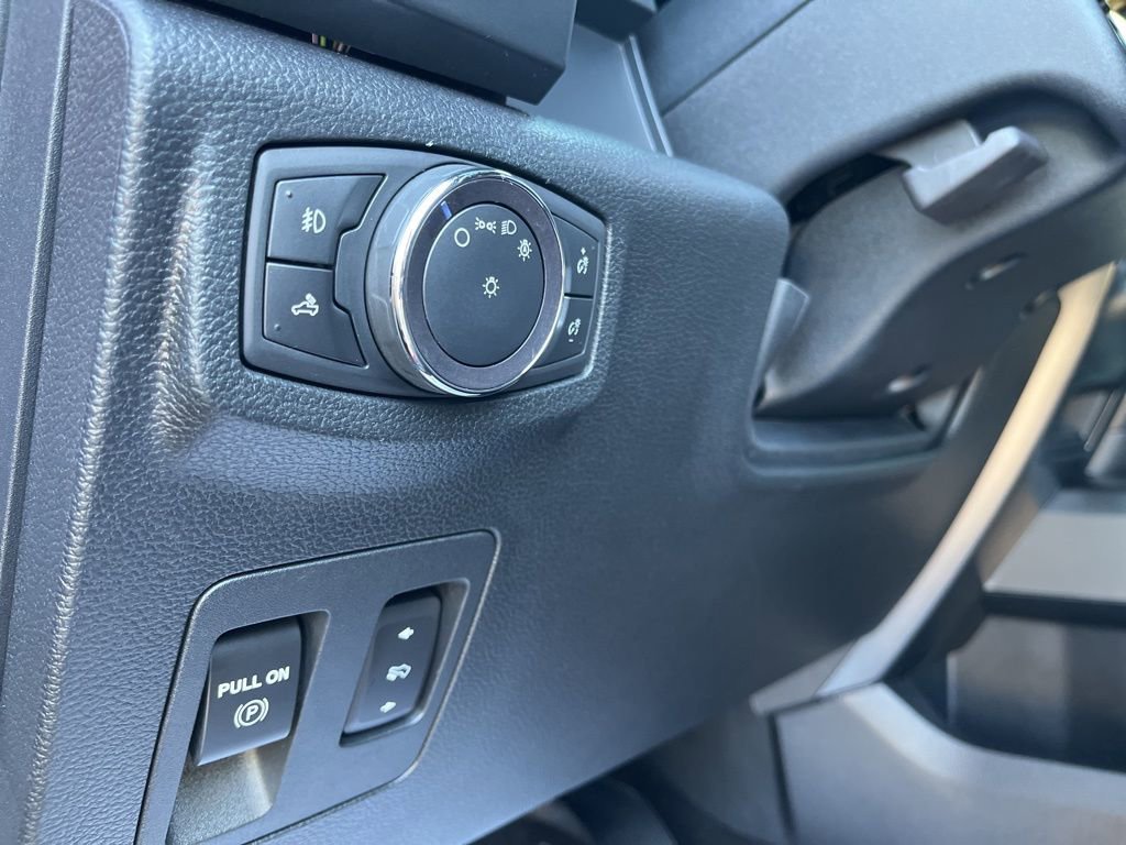Used 2019 Ford F150 XLT w/ Equipment Group 302A Luxury image 17