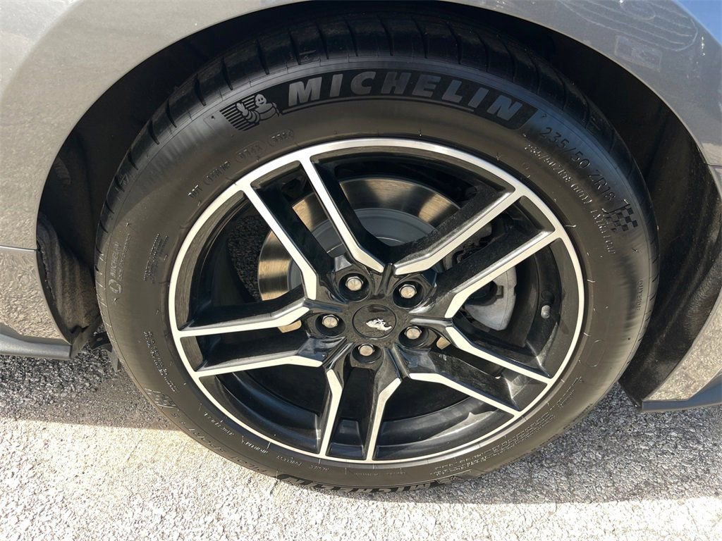 Used 2022 Ford Mustang Premium image 20