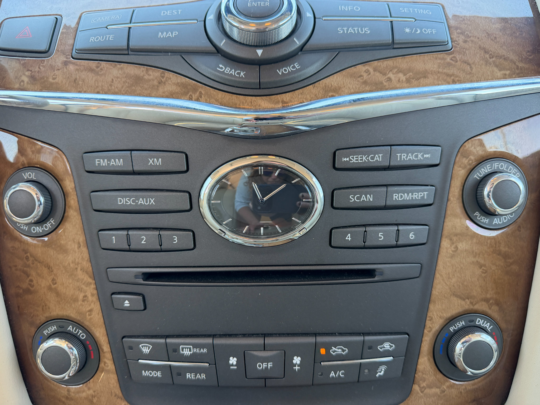 Used 2013 INFINITI QX56 4WD w/ Theater Pkg image 35