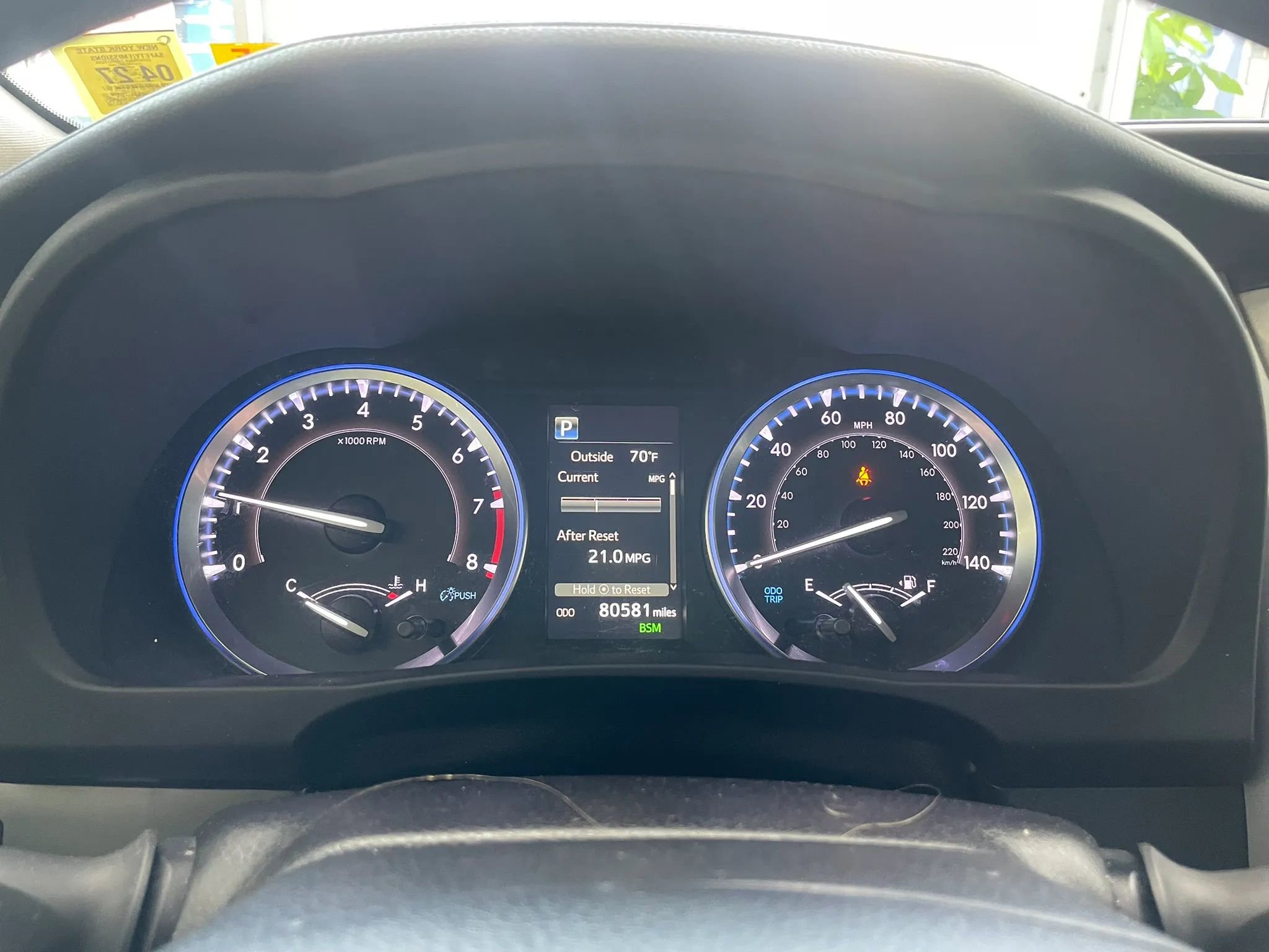 Used 2019 Toyota Highlander XLE AWD/4WD image 12