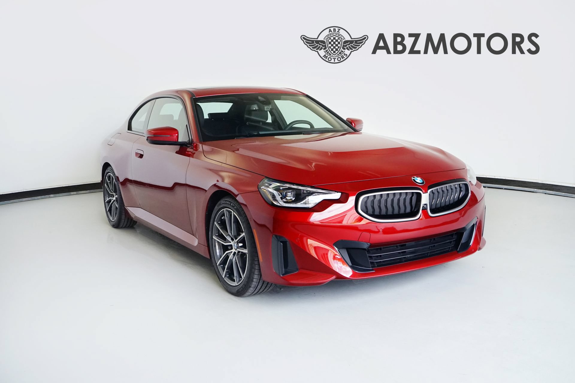 Used 2025 BMW 230i Coupe RWD image 1