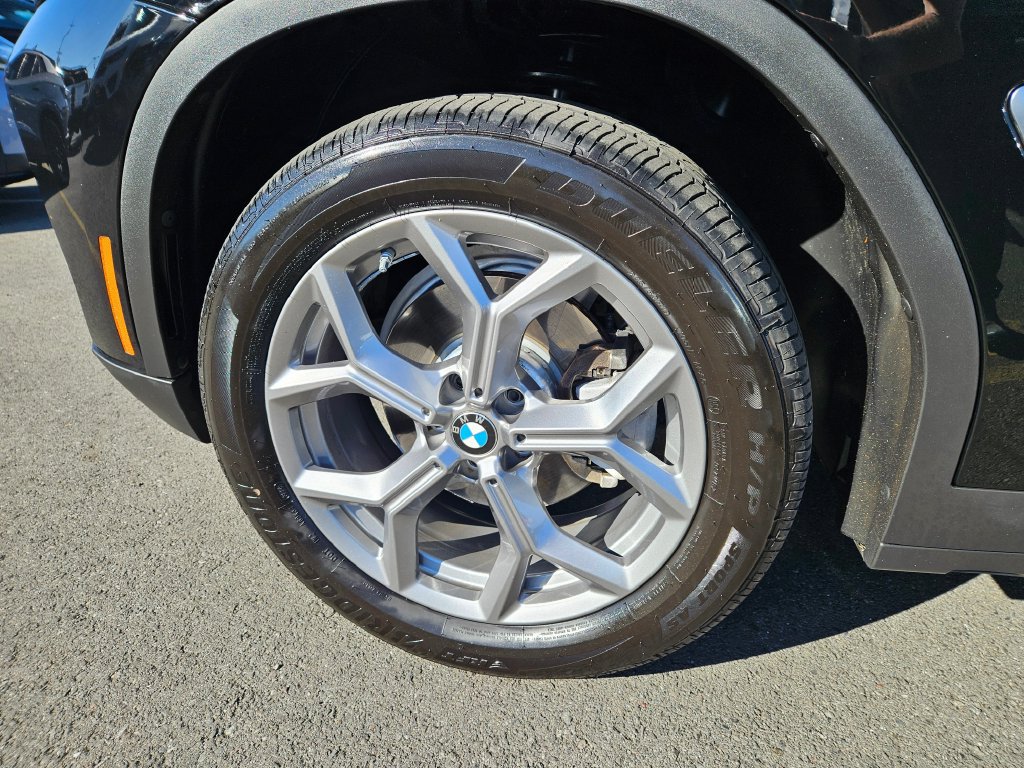 Used 2024 BMW X3 xDrive30i AWD/4WD image 9