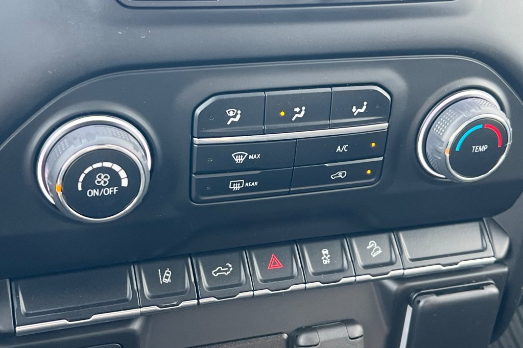 Used 2024 Chevrolet Silverado 2500 Custom w/ Custom Convenience Package image 16