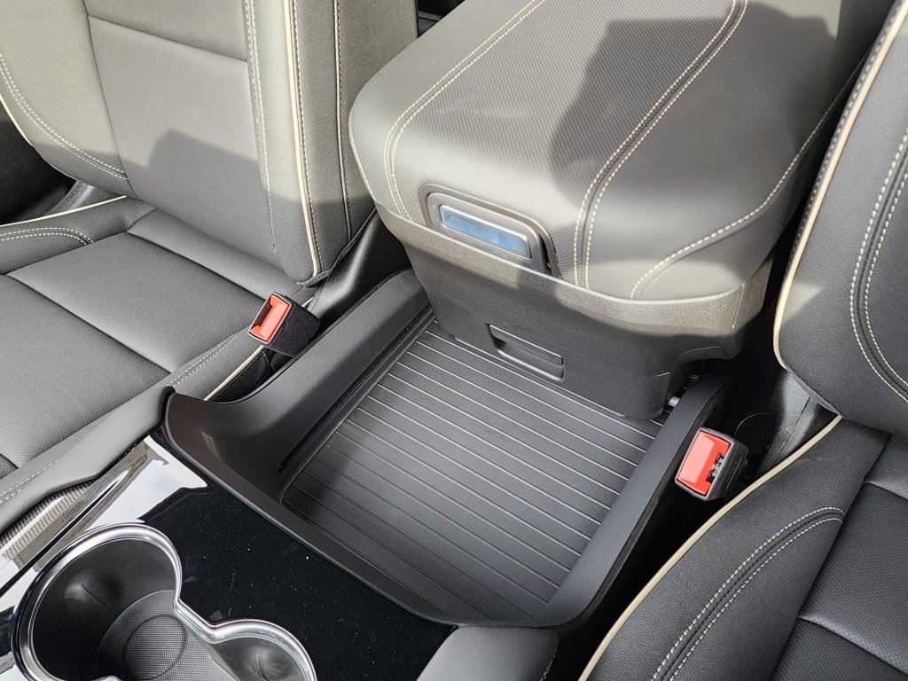 New 2026 GMC Yukon Elevation image 35