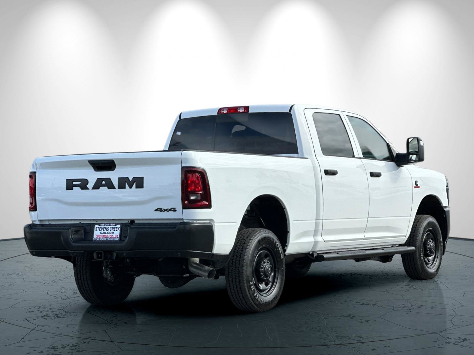 New 2026 RAM 2500 Tradesman AWD/4WD image 4