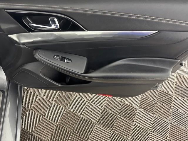 Used 2021 Nissan Maxima 3.5 SV w/ Floor Mat Group FWD image 19
