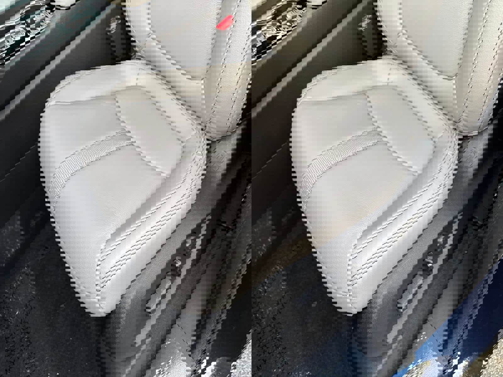 New 2025 Honda Pilot Touring image 17