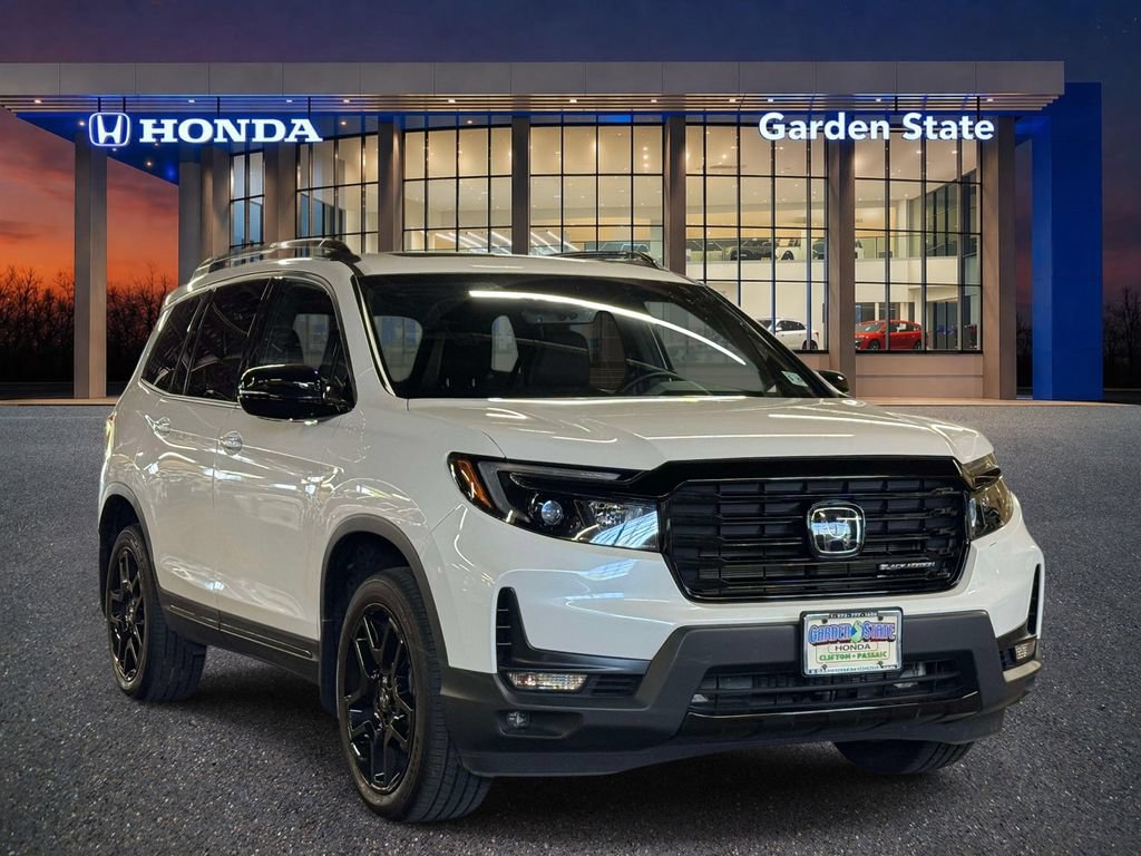 Certified 2024 Honda Passport Black Edition image 2
