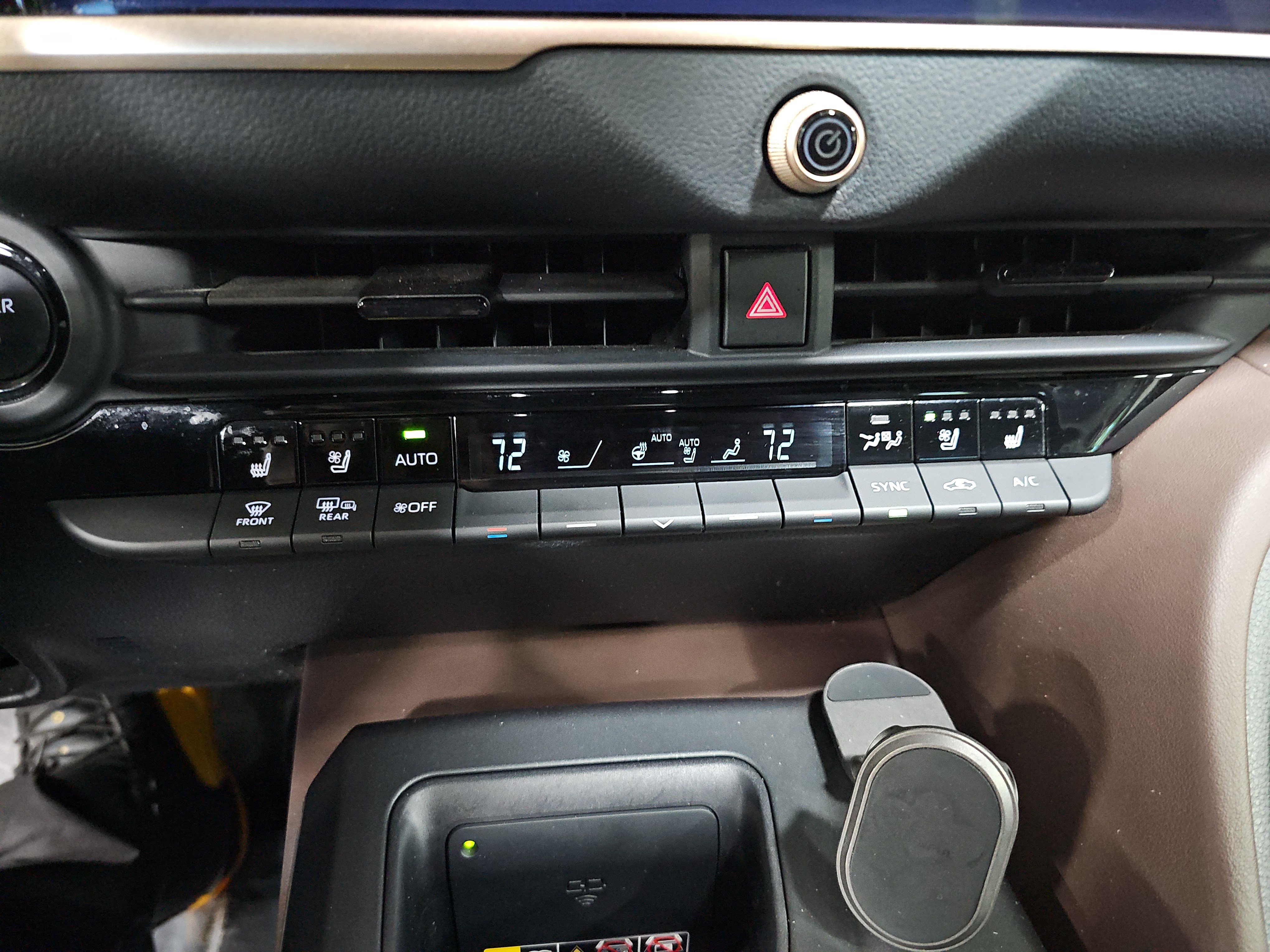 Used 2023 Toyota Crown AWD/4WD image 21