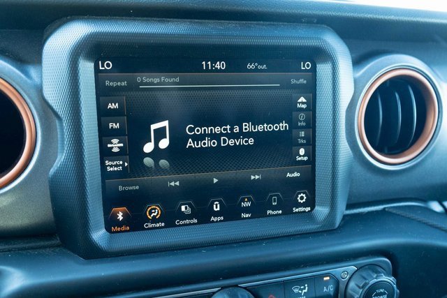 Used 2023 Jeep Gladiator Mojave w/ Trailer Tow Package image 21