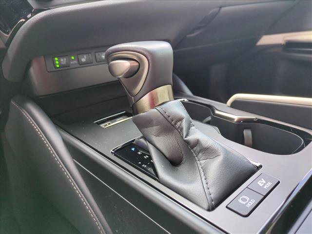 Used 2025 Lexus ES 300h w/ Premium Package FWD image 12