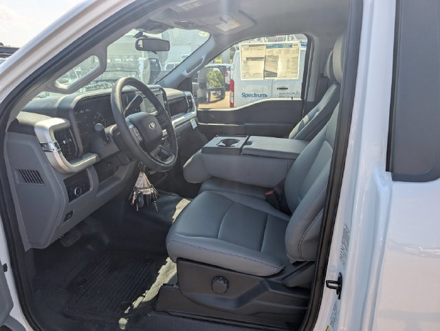 New 2026 Ford F550 4x4 Regular Cab Super Duty image 13