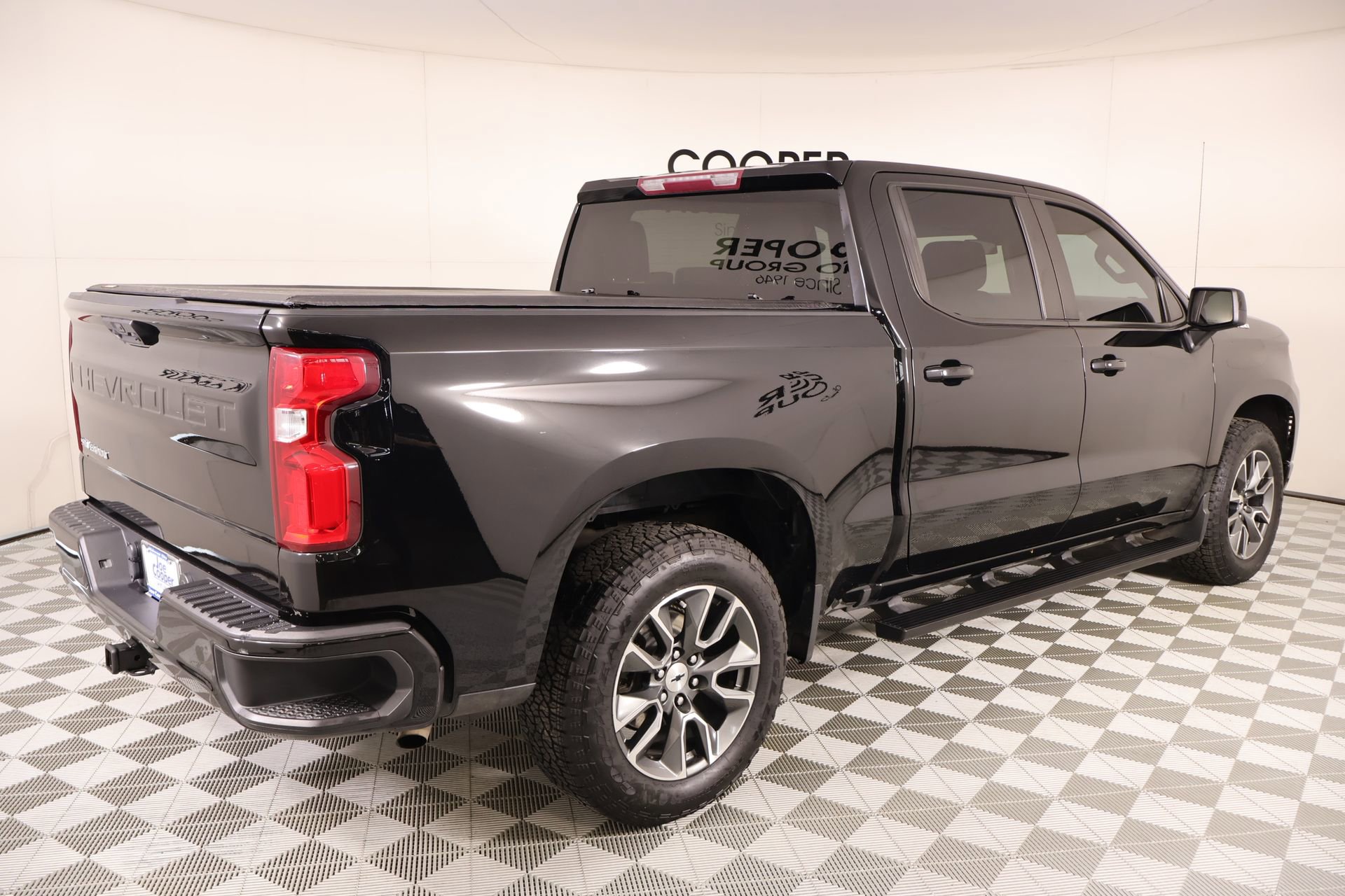 Used 2023 Chevrolet Silverado 1500 RST RWD image 22
