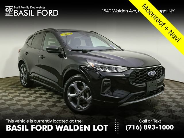 Used 2023 Ford Escape ST-Line w/ Tech Pack #1 AWD/4WD image 1