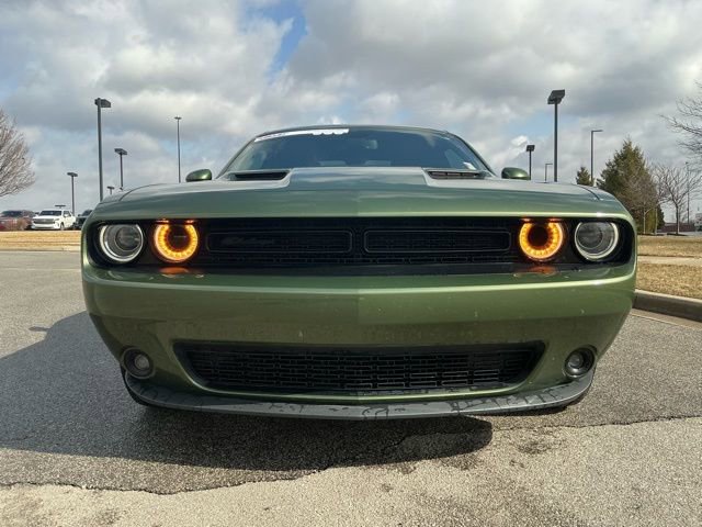 Used 2020 Dodge Challenger SXT w/ Blacktop Package image 10
