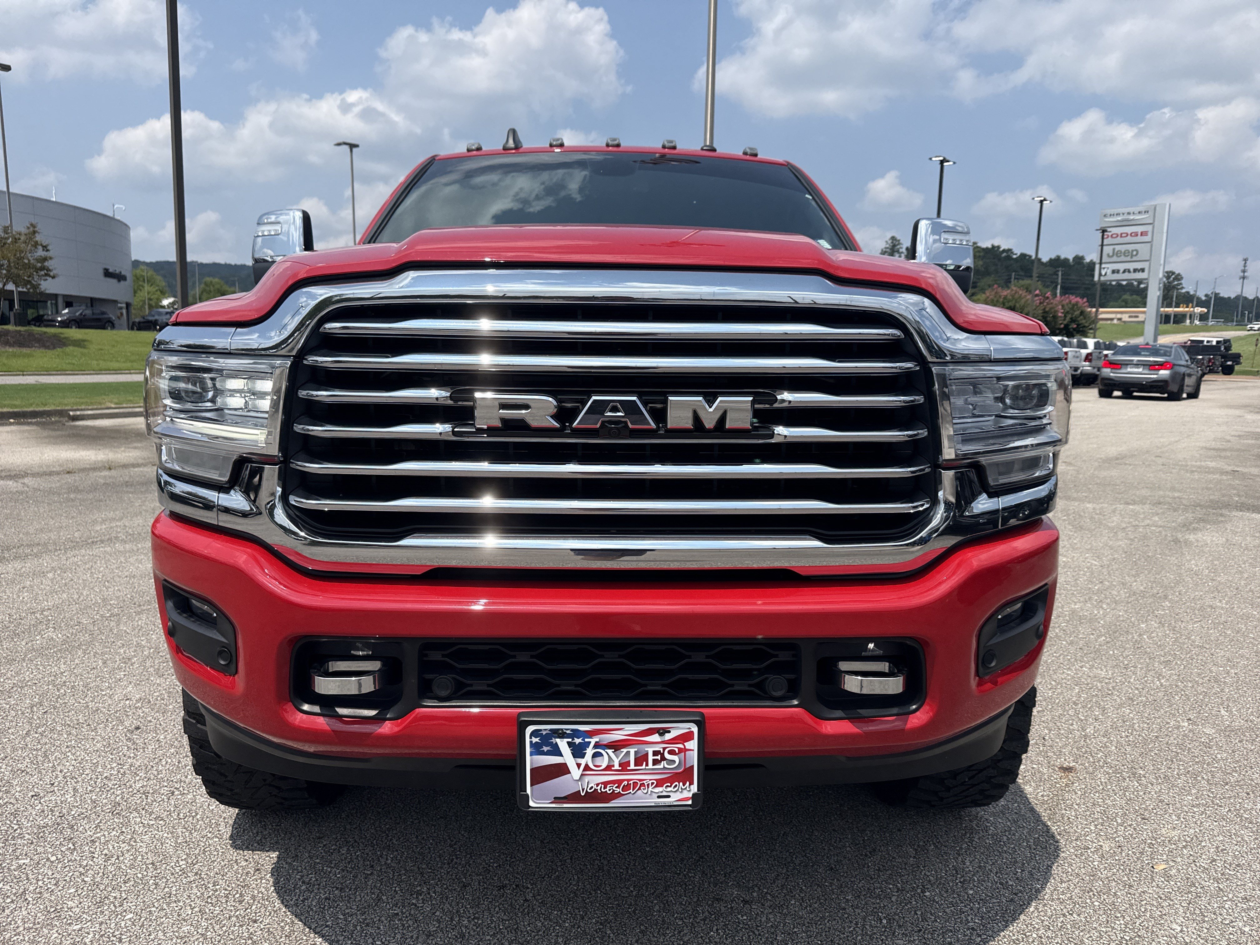 Used 2024 RAM 2500 Limited w/ Towing Technology Group AWD/4WD image 2