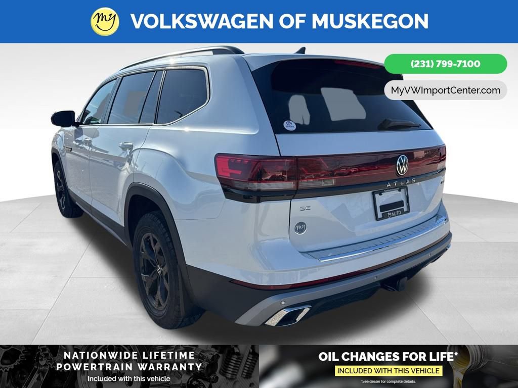 New 2026 Volkswagen Atlas Peak Edition image 5