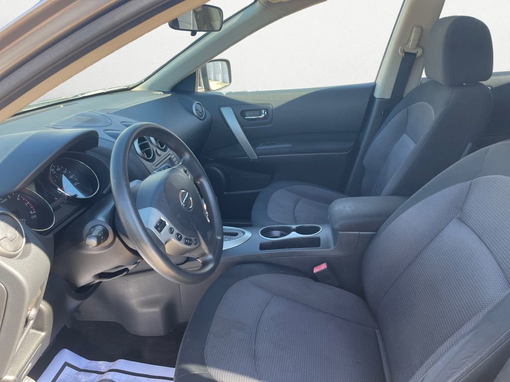 Used 2011 Nissan Rogue SV w/ Premium Pkg image 13