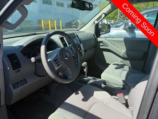 Used 2014 Nissan Frontier SV w/ SV Value Truck Package AWD/4WD image 7