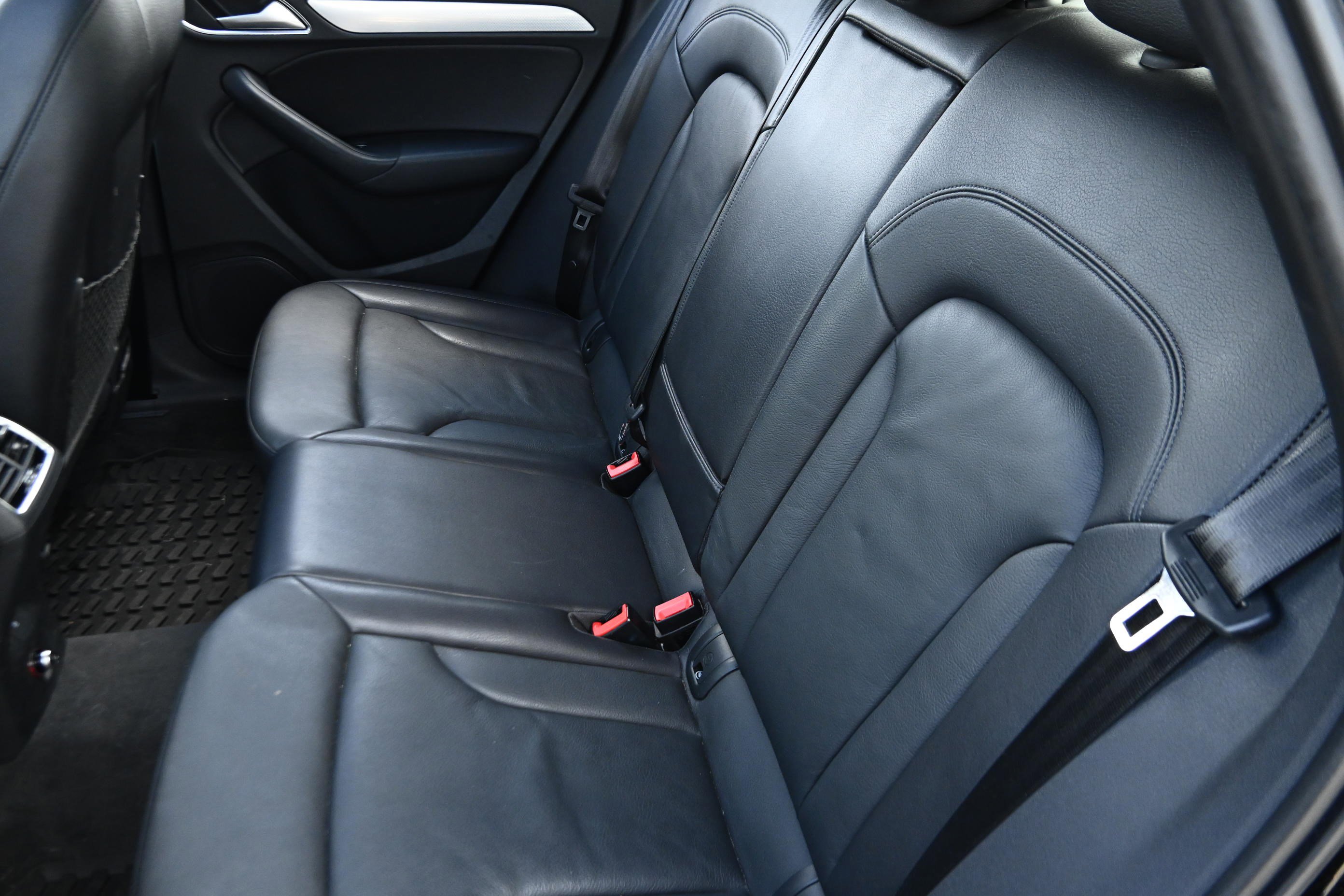 Used 2018 Audi Q3 2.0T Premium w/ Convenience Package image 10