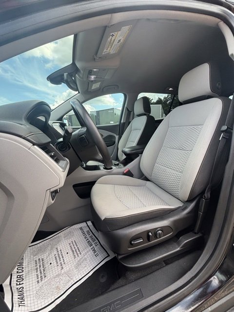 Used 2021 GMC Terrain SLE w/ Driver Convenience Package image 10