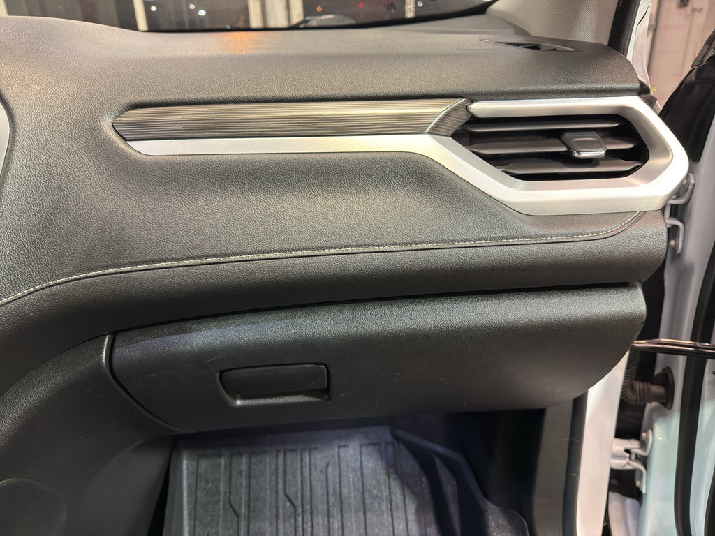 Used 2019 GMC Acadia SLT w/ Black Edition AWD/4WD image 24